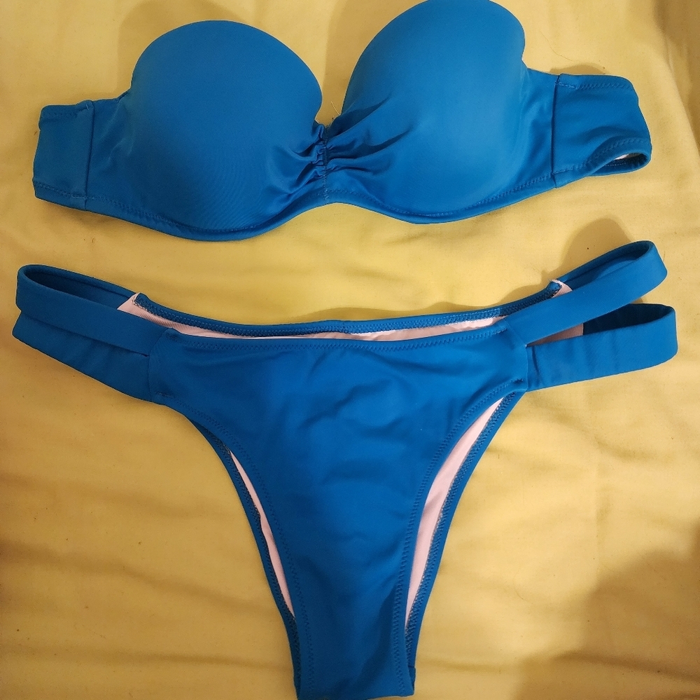 Victoria’s Secret- Swimsuit size M - Picture 1 of 4